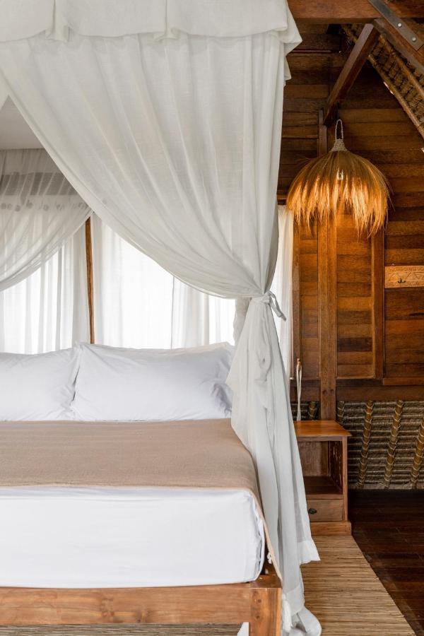 Tigerlillys Boutique Hotel レンボンガン島 エクステリア 写真