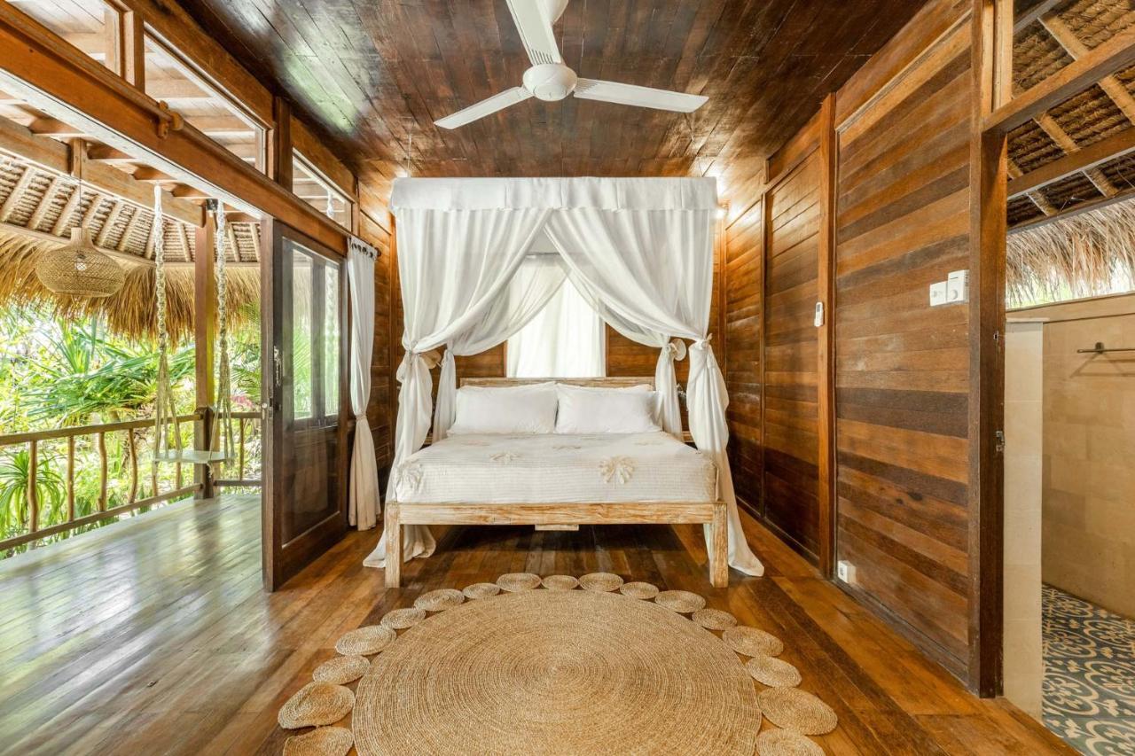 Tigerlillys Boutique Hotel レンボンガン島 エクステリア 写真
