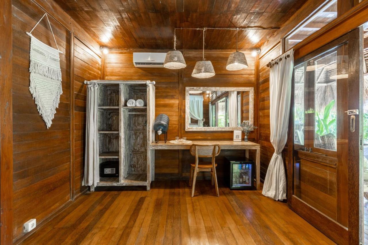 Tigerlillys Boutique Hotel レンボンガン島 エクステリア 写真