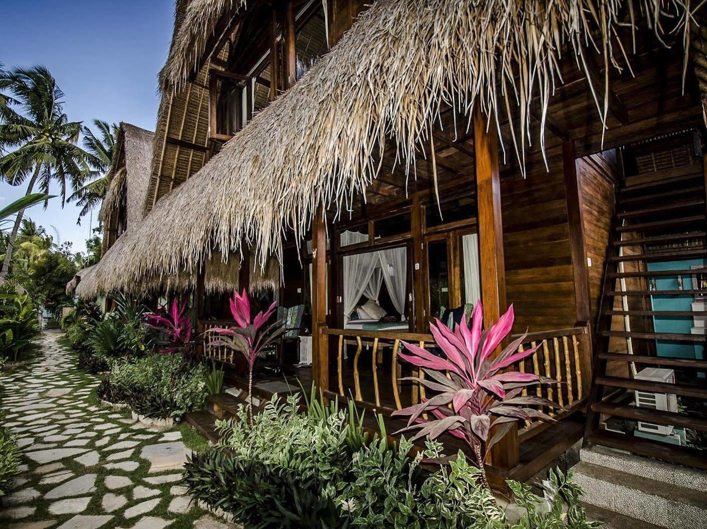 Tigerlillys Boutique Hotel レンボンガン島 エクステリア 写真